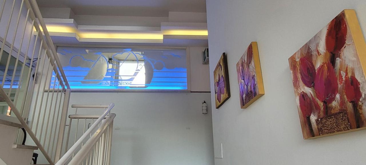 Hotel Santiago Римини Екстериор снимка